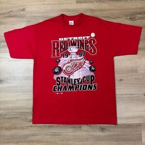 Vintage 1997 Detroit Redwings Stanley Cup Champions Graphic Tee Red Size XL